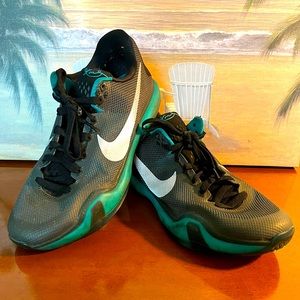 Nike
Kobe 10